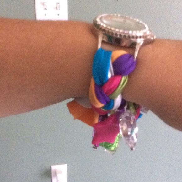 Watch - Picture 2 of 4