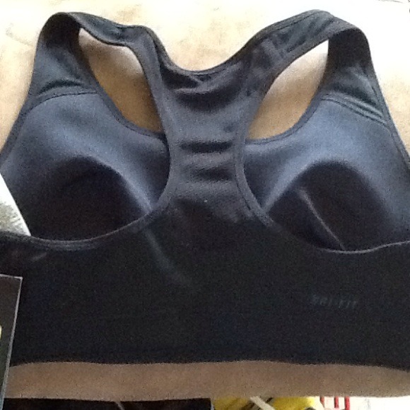 Nike Sports Bra - Picture 3 of 3