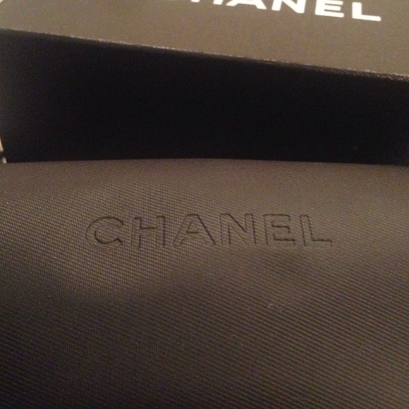 BUNDLED - Picture 2 of 4