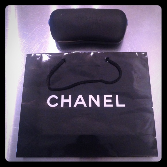 CHANEL Accessories - BUNDLED