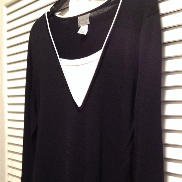 CHICOS Black and White Blouse Nice!