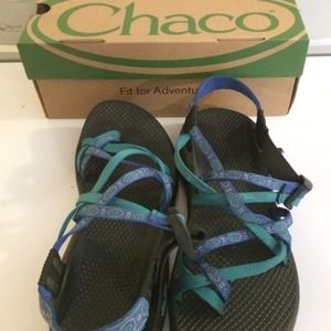 BRAND NEW* BLUE CHACOS