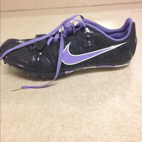 NIKE SPRINTING SPIKES **BARELY USED** - Picture 1 of 4