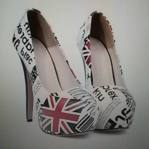 Brand new party pumps