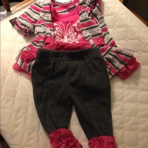 Newborn outfit