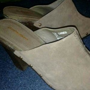 Dollhouse tan wedges