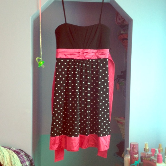 Size xl dress.