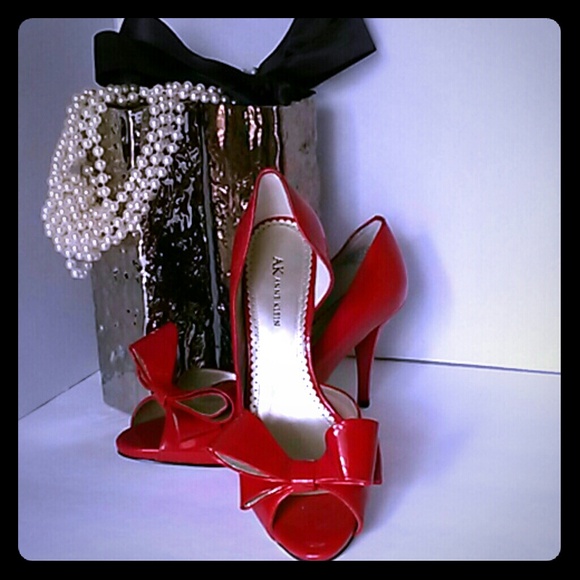Anne Klein Peep-toe Red Pump-9.5