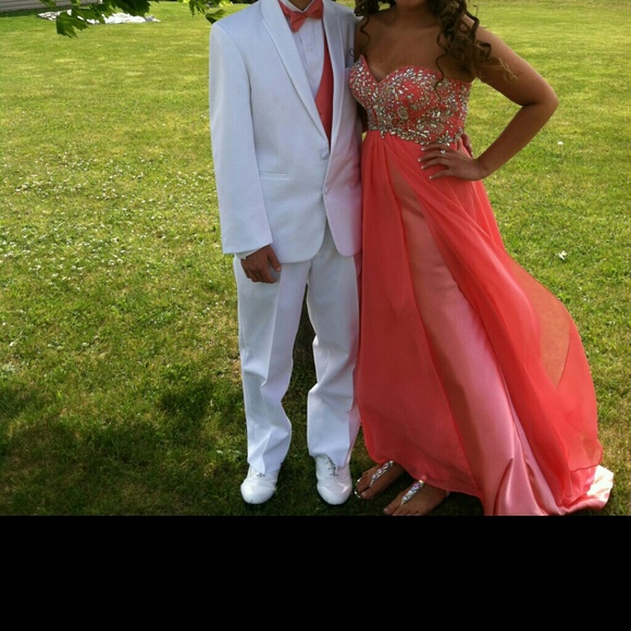 Long Coral Tony Bowls Prom dress - Picture 2 of 2