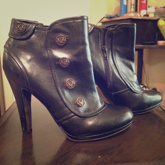 Black Jessica Simpson booties