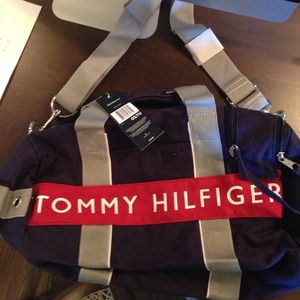 Tommy Hilfiger over night bag