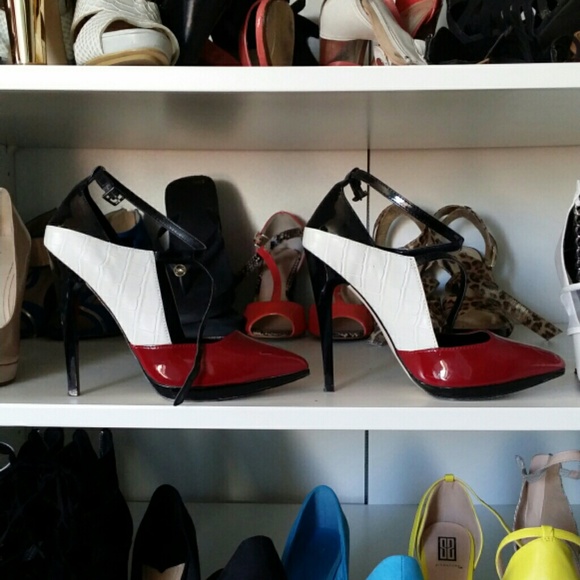 WORN ONCE WHITE/RED & BLACK Pumps