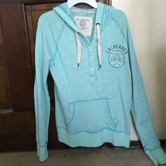 REDUCED 🔴Blue LA: Hearts hoodie