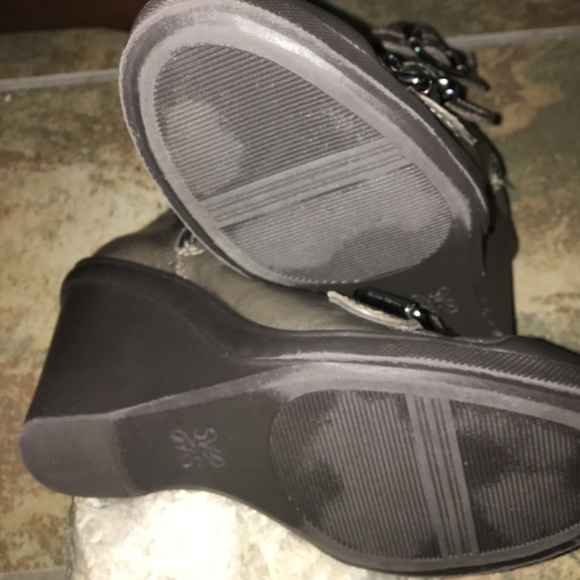 Gray Simply Vera Strap Booties - Picture 4 of 4