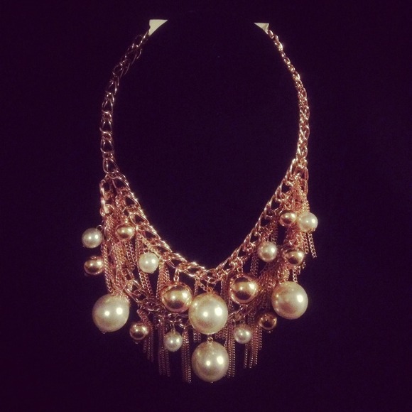 Necklace - Picture 1 of 1
