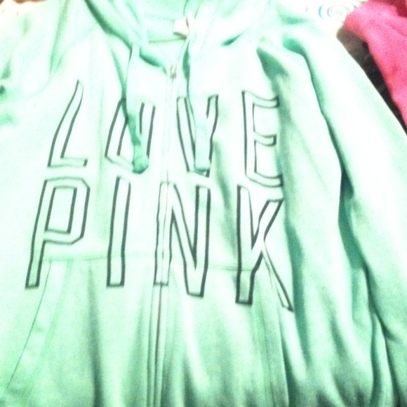 Cute mint green vs hoodie