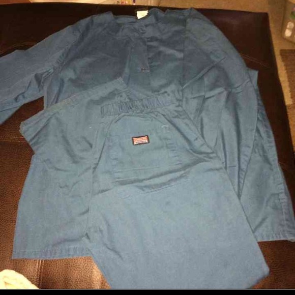 Cherokee Scrub set