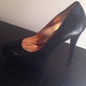 BCBG HEELS