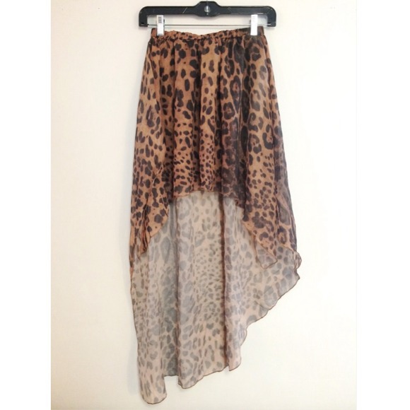 🎉 HP: UNIF Hi-Low Leopard Skirt 🎉 - Picture 2 of 3
