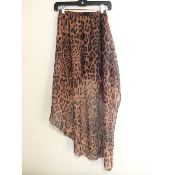 🎉 HP: UNIF Hi-Low Leopard Skirt 🎉 - Picture 3 of 3