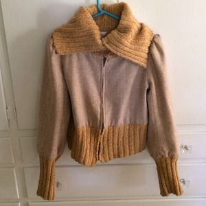 Cropped jacket w knitted cowl neck