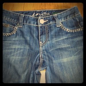 Macy's INC jeans. Sz 28" W  32" Inseam, 39" L.