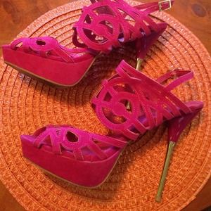 Shoedazle SZ 11 6" Stiletto heel Berry Color