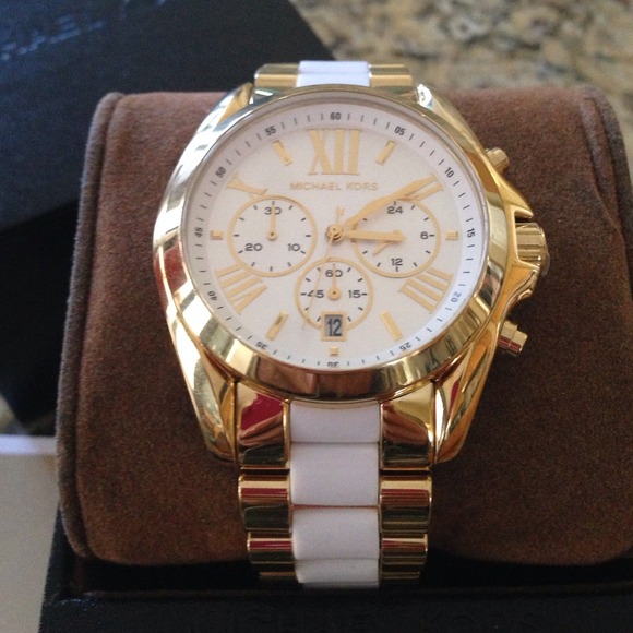 Michael Kors Bradshaw gold & white watch - Picture 2 of 4