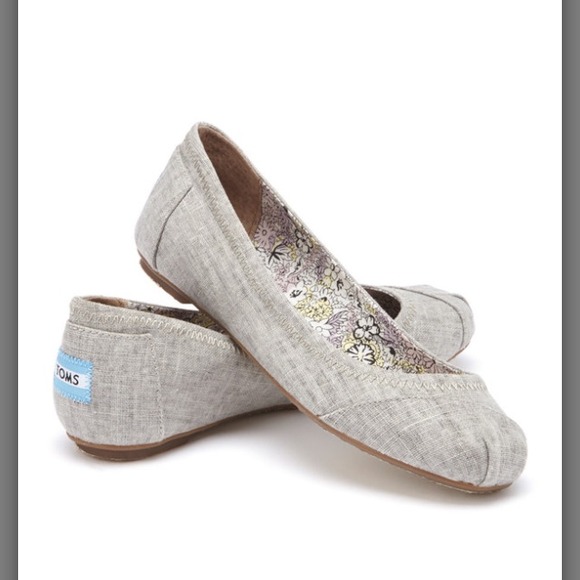 TOMS Grey ballet Flat added black for bundle