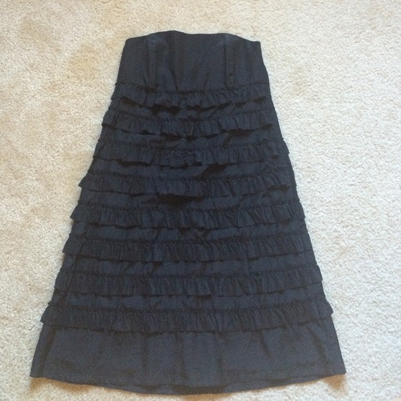 Black Gap Dress - Picture 2 of 2