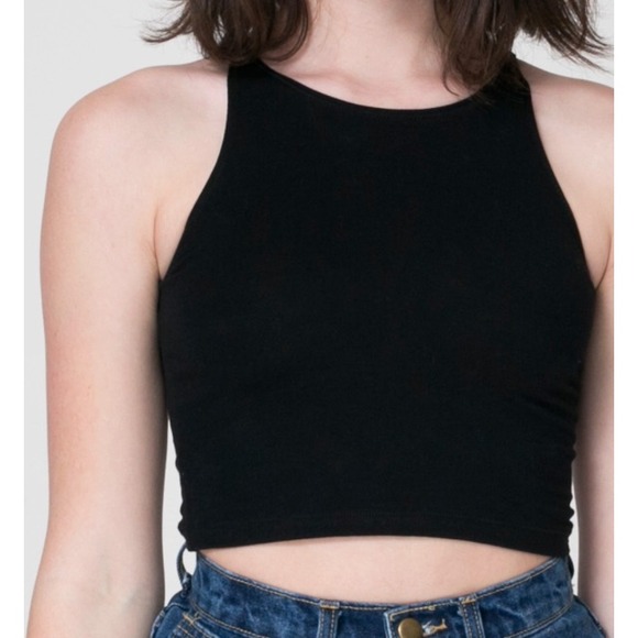 SOLD 🍓 AA sleeveless crop top new size S - Picture 1 of 2