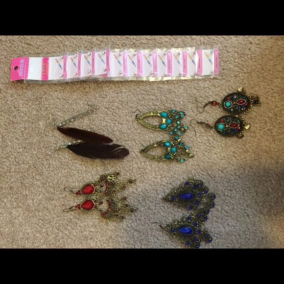 Accessories - Picture 3 of 4