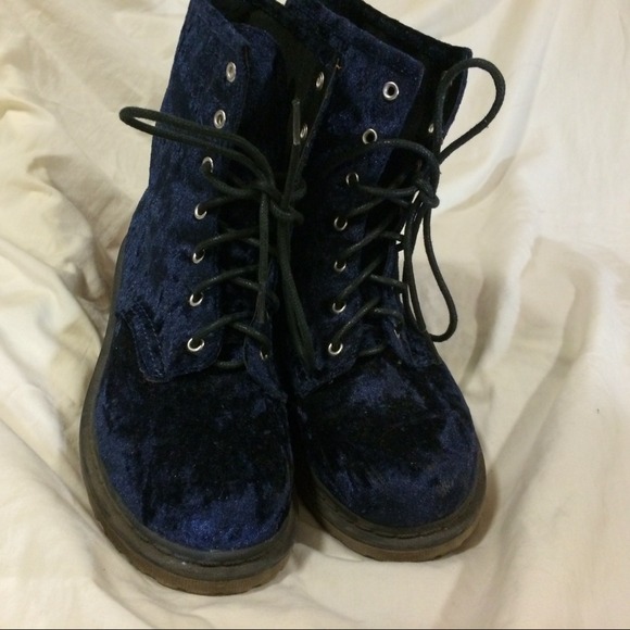 Knock off blue velvet docs