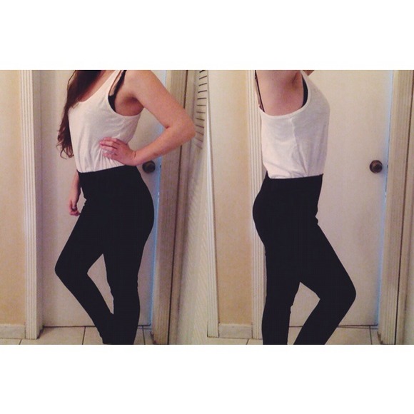 High-waisted black pants/leggings NWT