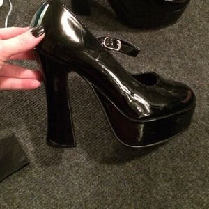 Halloween costume black platform Mary Janes