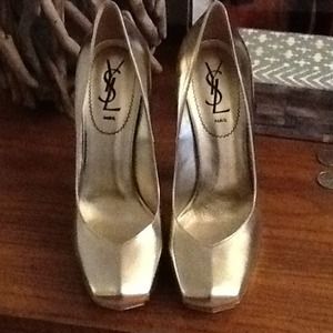 Ysl pumps