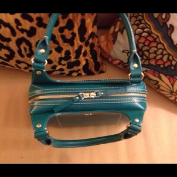 KATE SPADE Tarrytown Tote - Picture 3 of 4