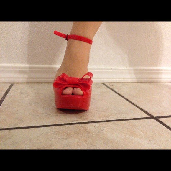 Shoes - Red now jelly platforms