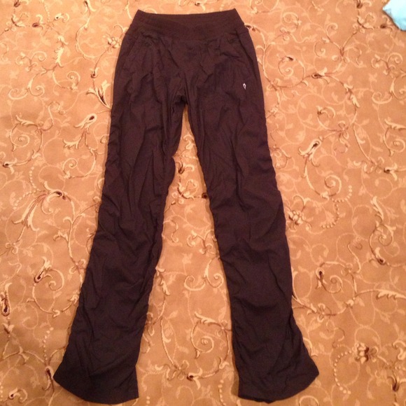 Convertible ivivva athletica studio pant