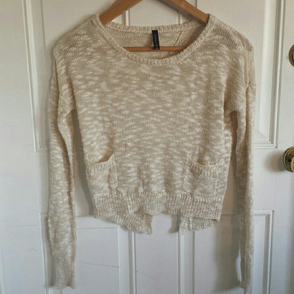 Boho Beige Sweater with V-shaped Open Back