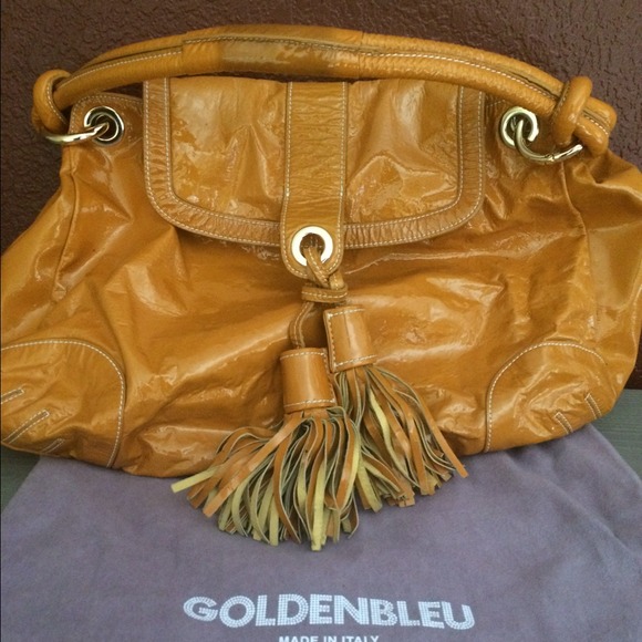 Goldenbleu mustard patent leather shoulder bag