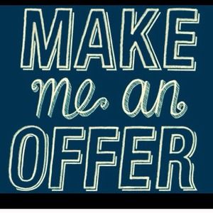 🎊🎉MAKE AN OFFER!🎉🎊