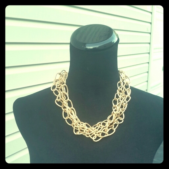 Gold Necklace - Picture 1 of 2