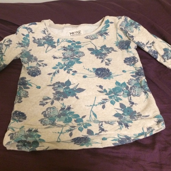 Long sleeve Floral sweater