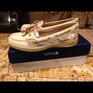 Sperry Top Sider shoes