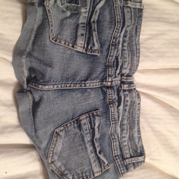 Shorts - Picture 2 of 2