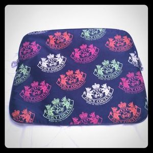 Juicy couture laptop case