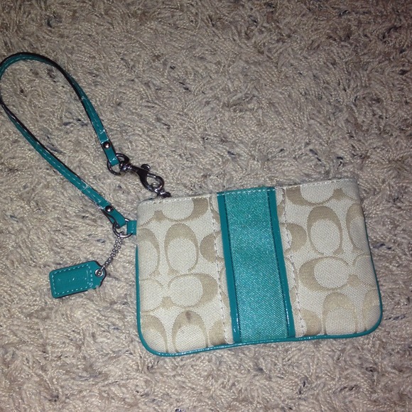 AUTHENTIC Kelly Green Coach Wristlet.