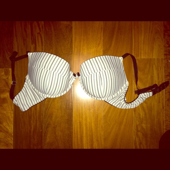 Super cute bra!