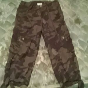 Camo Capri's